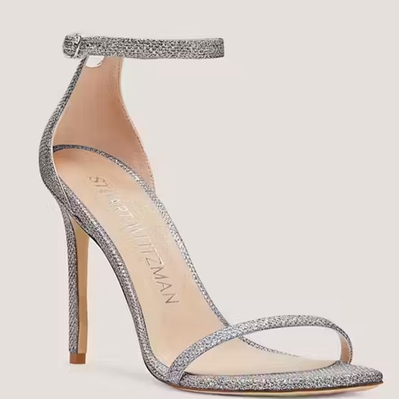 Heel Height: 3.9"

FEATURES
Sandal
Stiletto heel
Square-toe - Picture 1 of 5